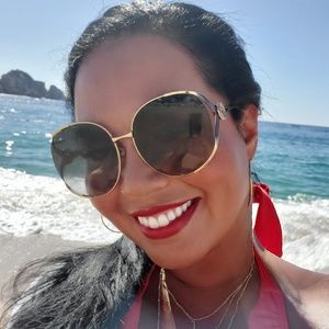 Meet your Posher, Cameron